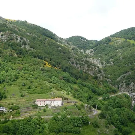 Gite De Noe Au Ray-Pic Pereyres Exterior foto